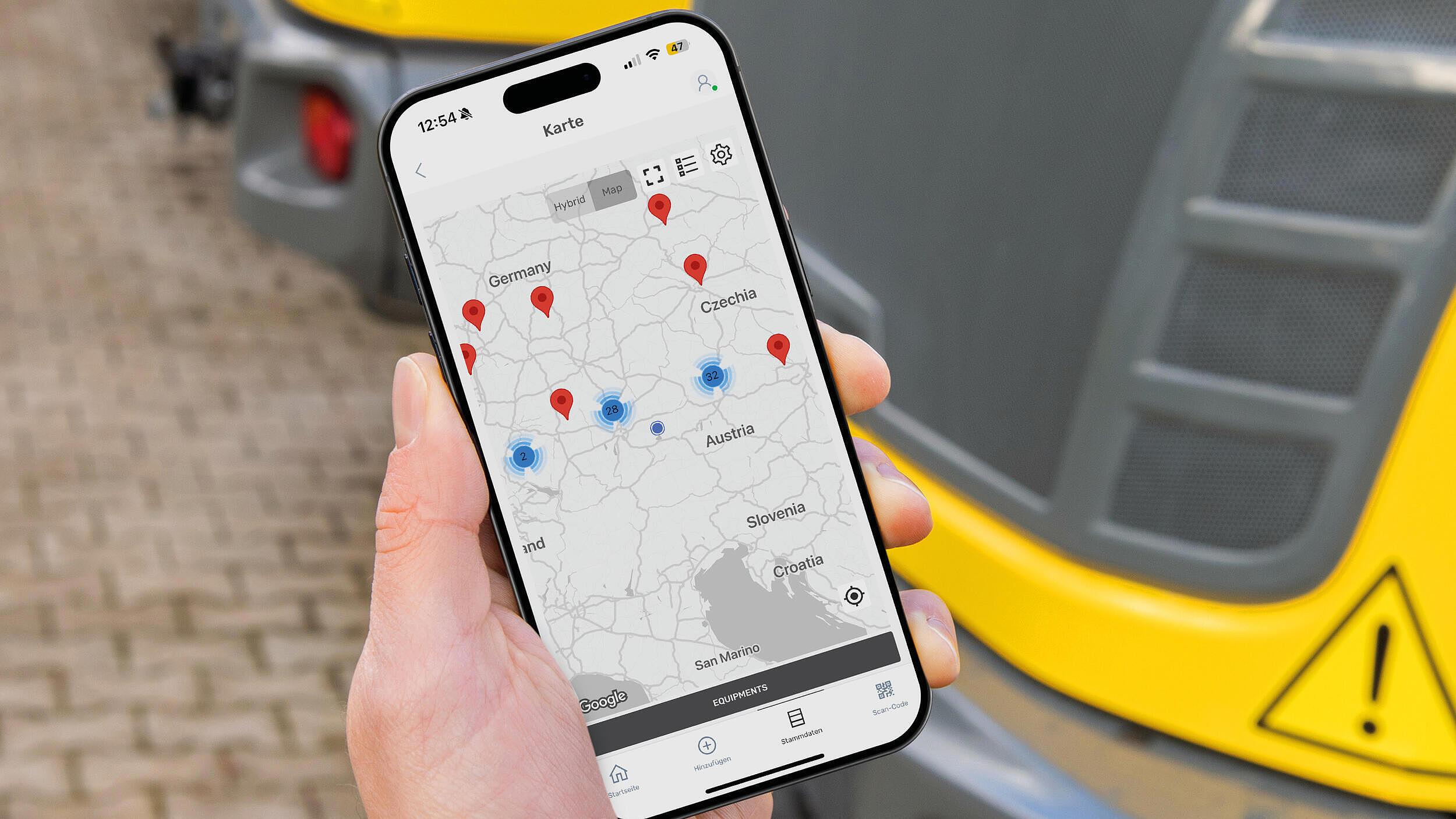 With EquipCare, Wacker Neuson offers a digital solution, which enables the centralised monitoring of machine locations, operating times and maintenance requirements of telematics-able construction equipment and compact machines.